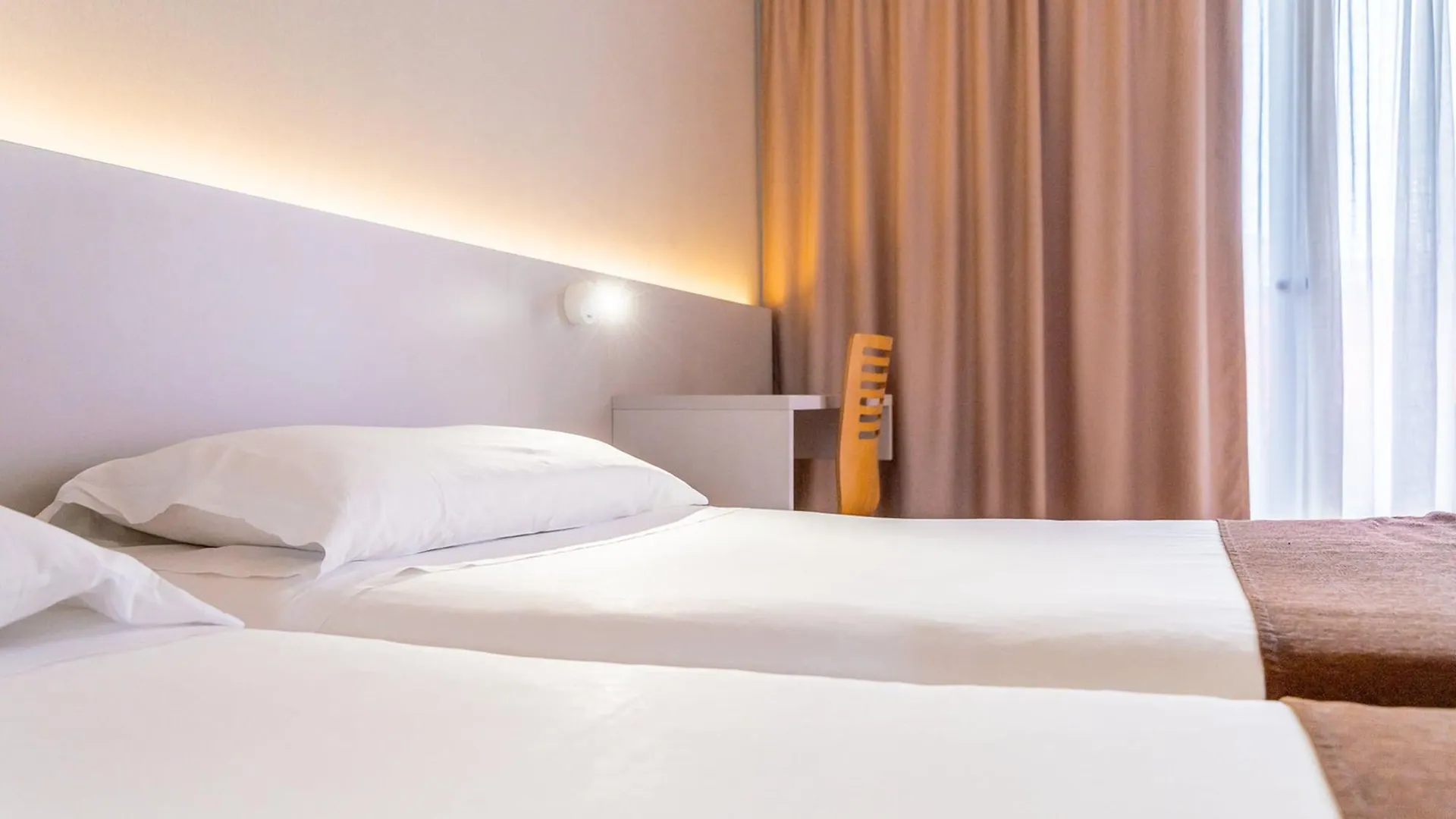 ****  Paradise Park Fun Lifestyle Hotel Los Cristianos  España