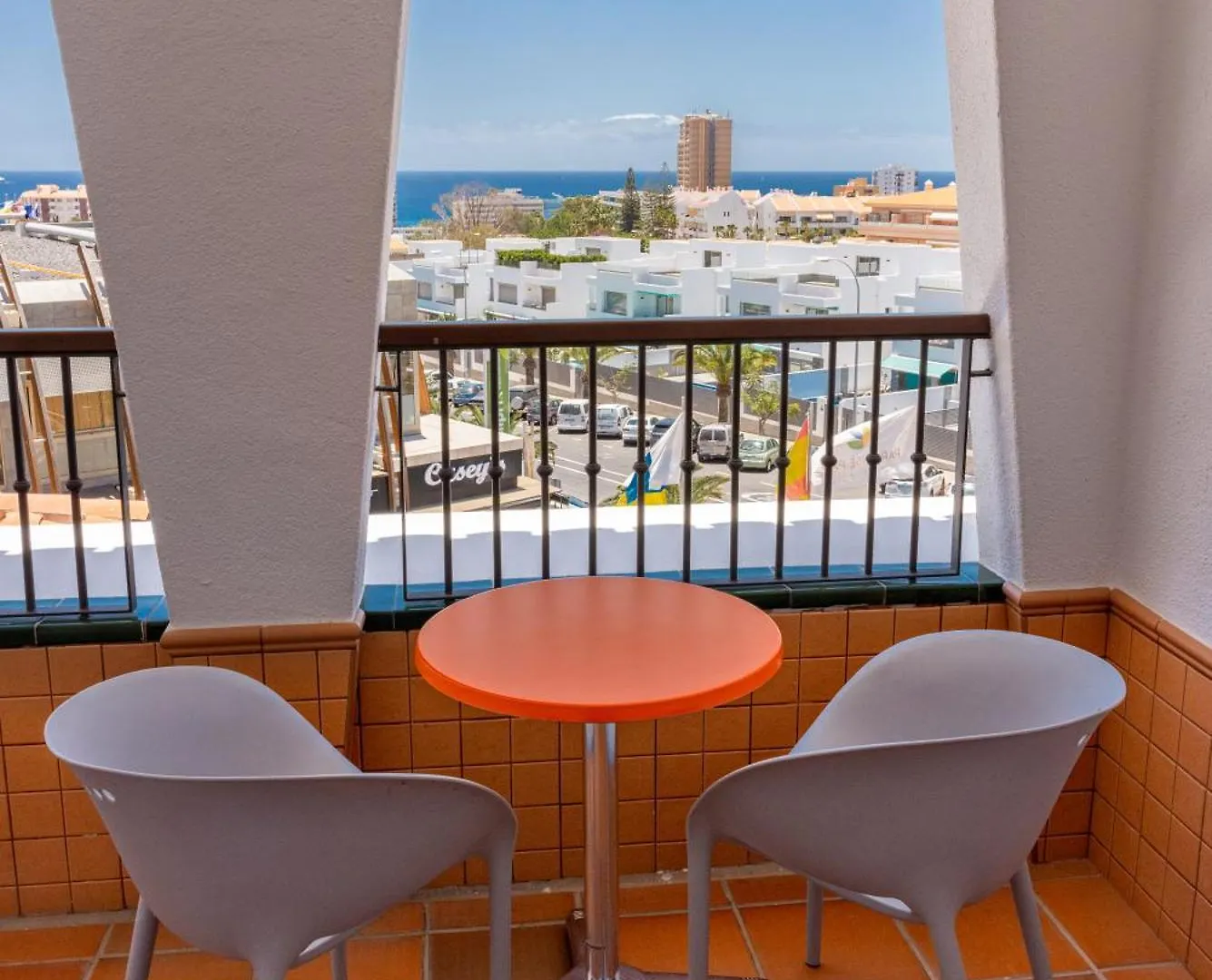 Paradise Park Fun Lifestyle Hotel Los Cristianos  4*, Los Cristianos (Tenerife) Spain